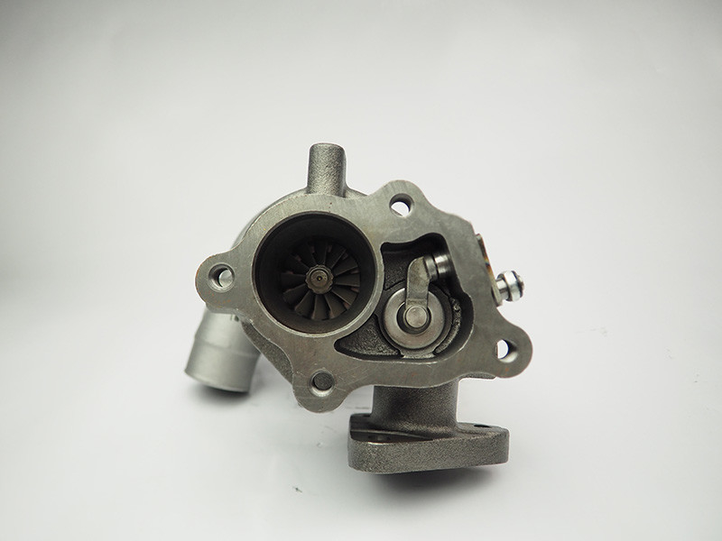 Motore di TF035HM Mitsubishi Turbocharger 49135-03300 49135-03301 49135-03311 ME202879 ME190511 4M40