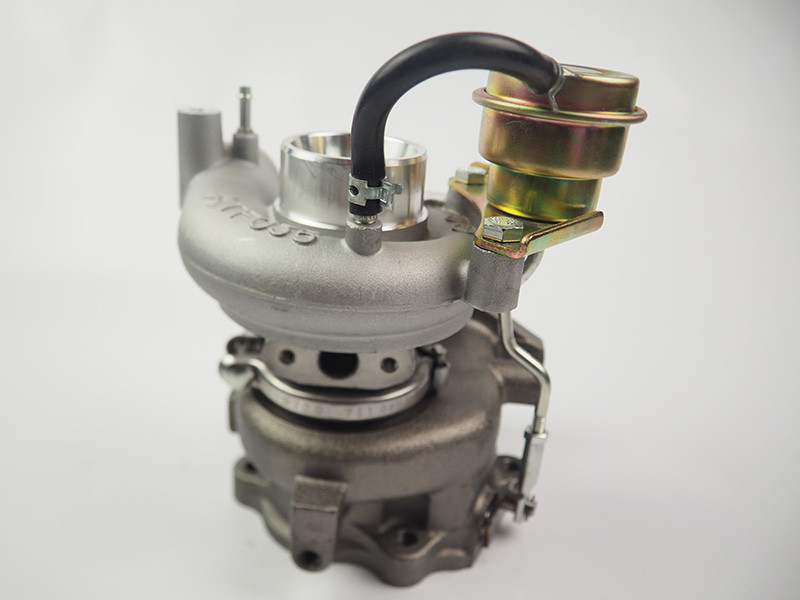 Motore di TF035HM Mitsubishi Turbocharger 49135-03300 49135-03301 49135-03311 ME202879 ME190511 4M40