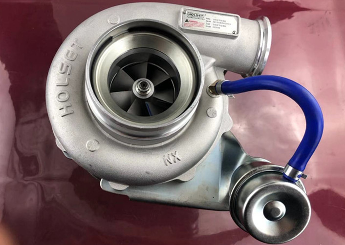 Sovralimentazione 3597546 di HX50W 3597547 3531855 3532812 3532816 61320348 504033071 per Diesel turbocharger con il motore 8460.41.406